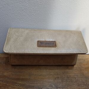 Wrangler Taupe Western Wallet Faux Leather Clutch Organizer Cowboy Cowgirl